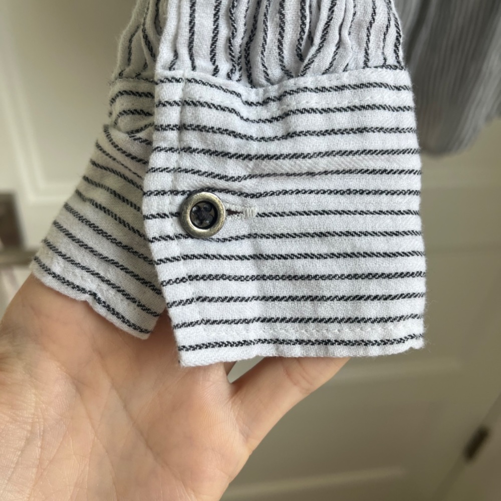 Universal Thread Stripe Button Down Top - Picture 4 of 7
